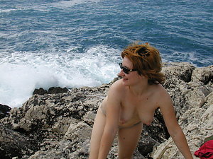 MILF nude vacation